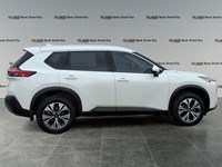2021 Nissan Rogue FWD SV