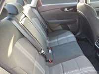 2022 Kia Forte EX IVT