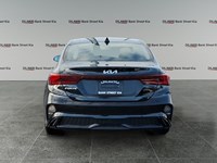 2022 Kia Forte EX IVT