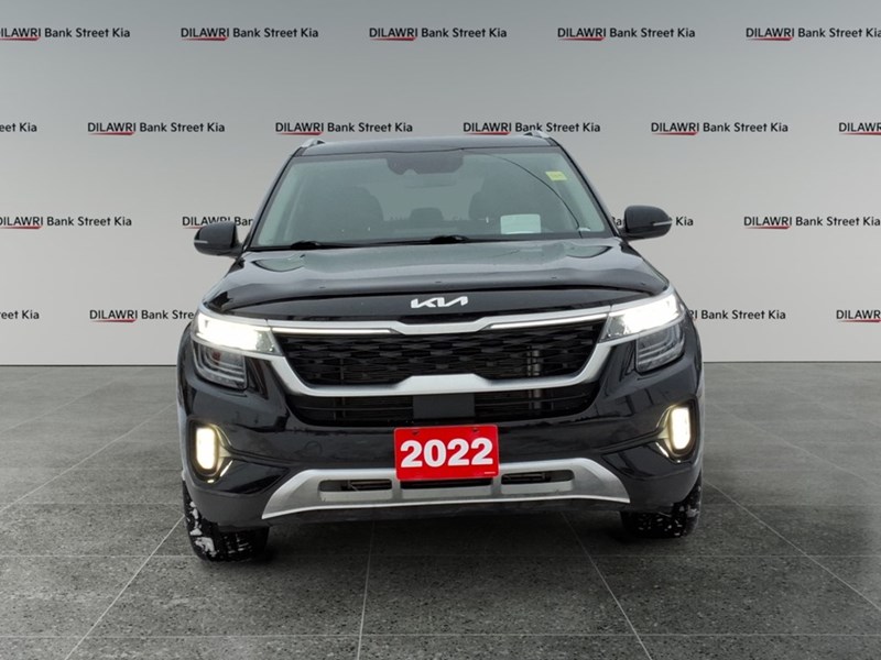 2022 Kia Seltos SX Turbo AWD w/Black Interior