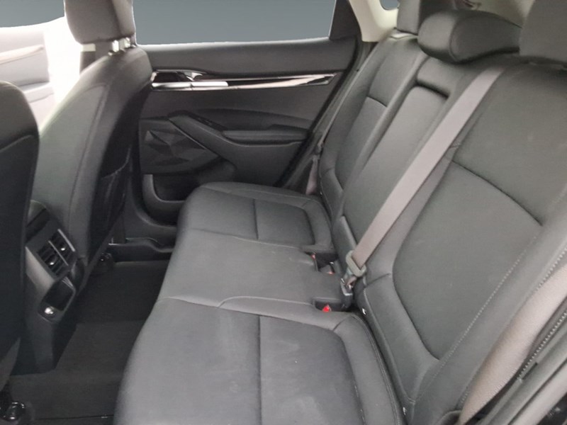 2022 Kia Seltos SX Turbo AWD w/Black Interior