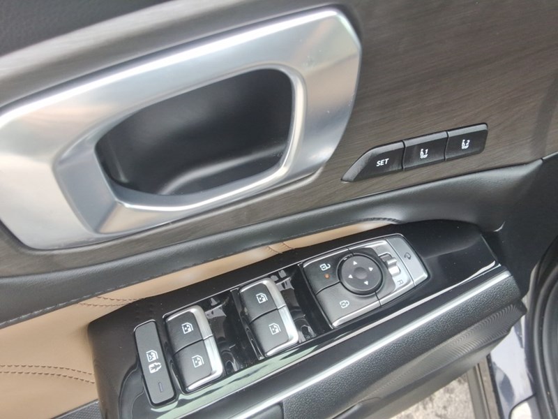 2025 Kia Sorento X-Line Limited AWD w/Black Interior