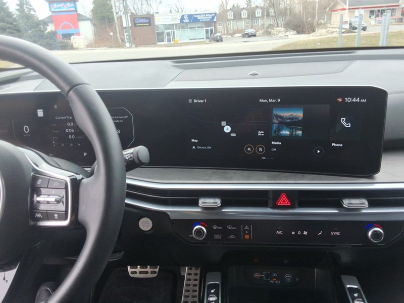 2025 Kia Sorento X-Line Limited AWD w/Black Interior