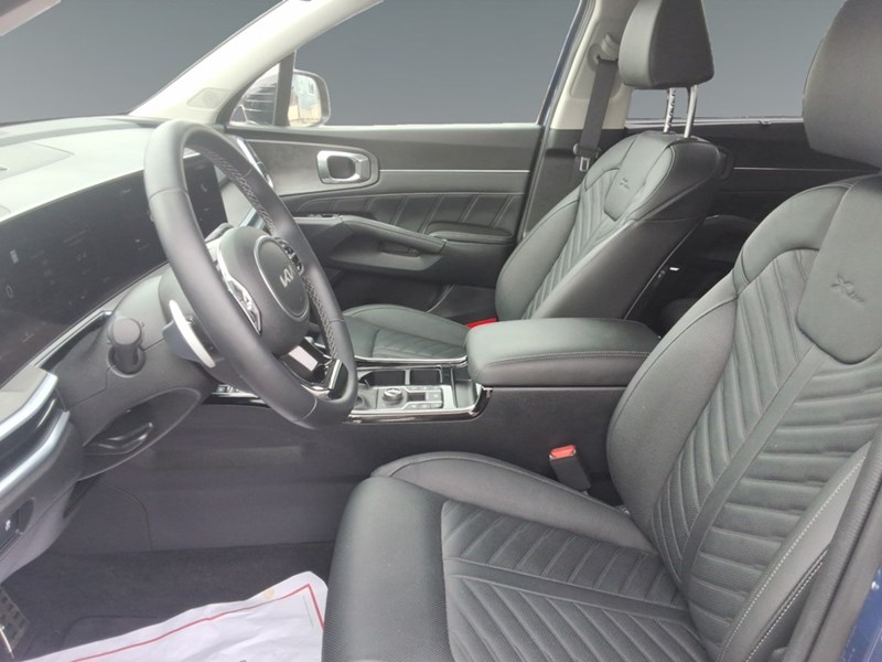 2025 Kia Sorento X-Line Limited AWD w/Black Interior