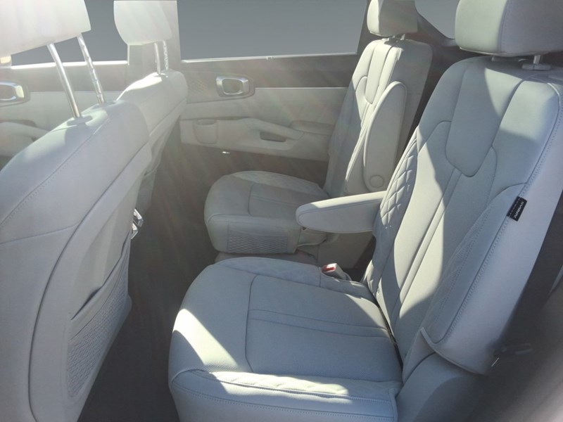 2025 Kia Sorento HEV SX AWD