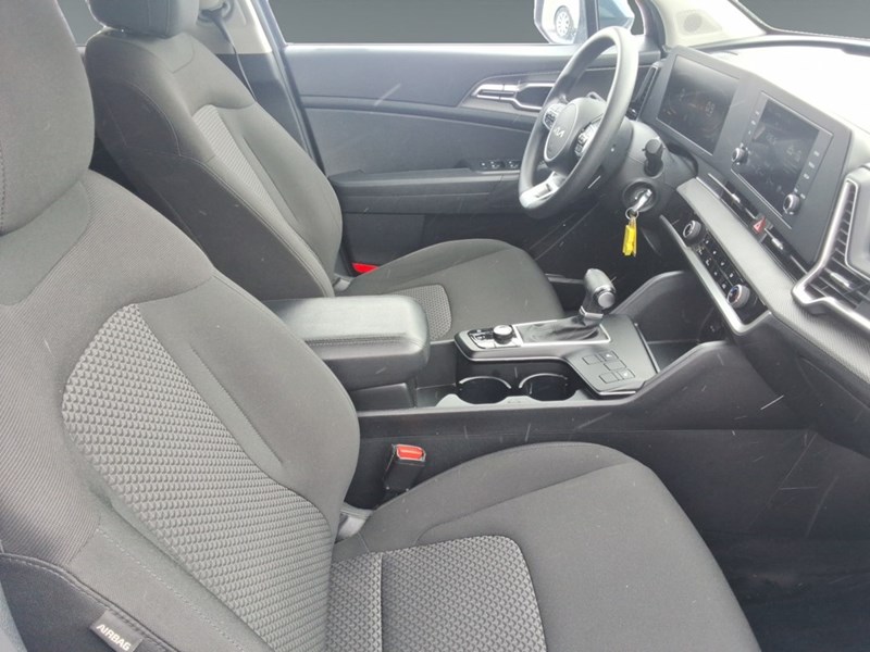 2023 Kia Sportage LX FWD