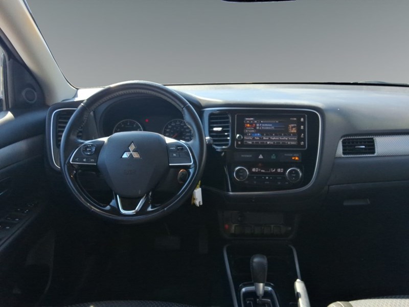 2018 Mitsubishi Outlander ES AWC