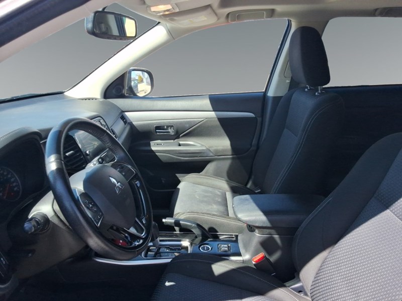 2018 Mitsubishi Outlander ES AWC