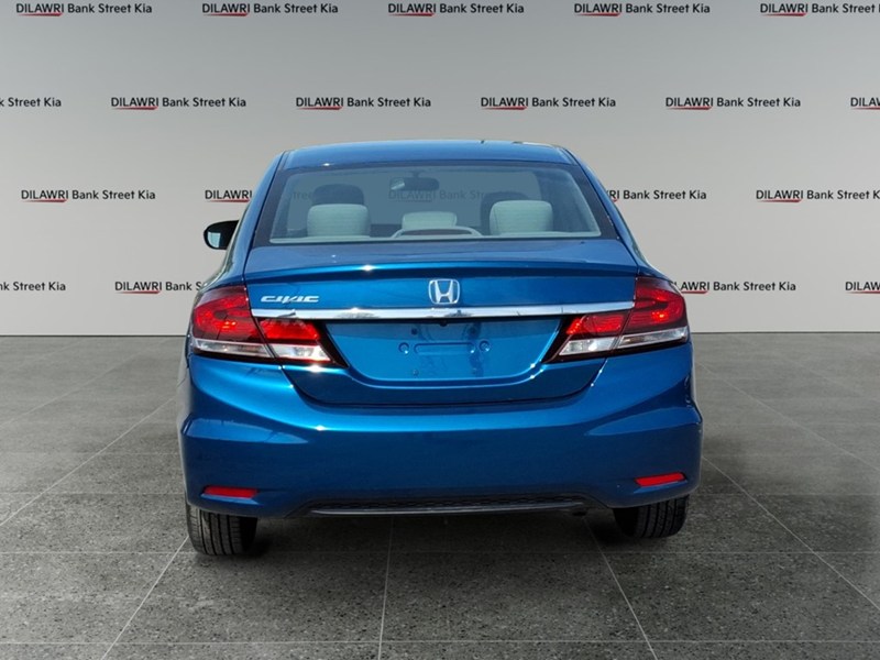 2015 Honda Civic 4dr Auto LX