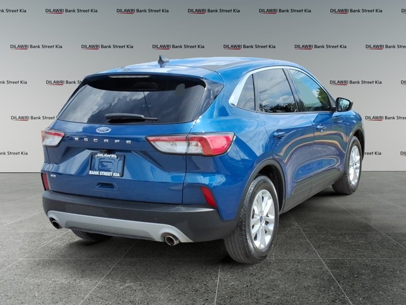 2022 Ford Escape SE FWD