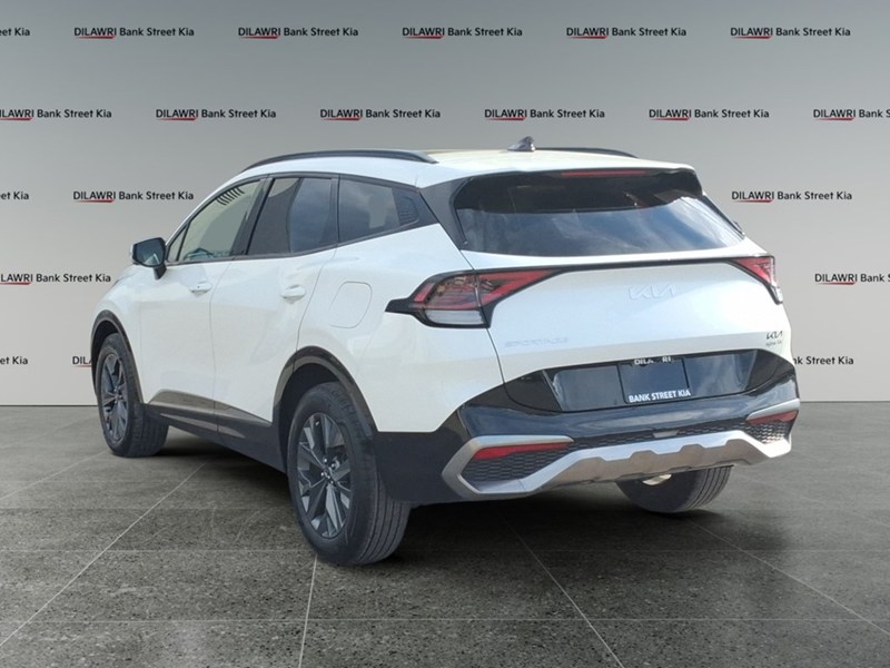2023 Kia Sportage HEV SX AWD w/Red Interior