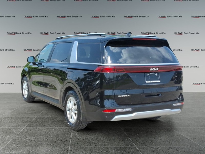 2024 Kia Carnival LX+ FWD