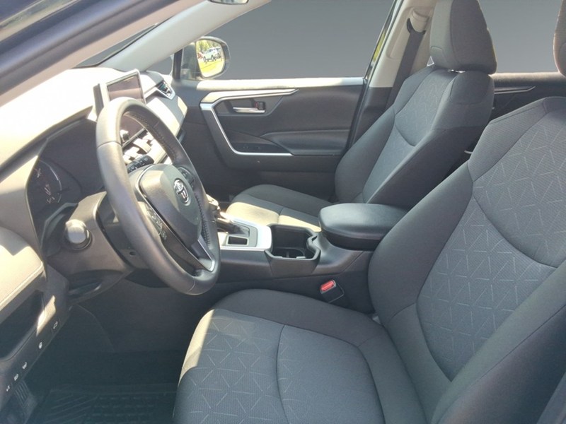 2024 Toyota RAV4 XLE AWD