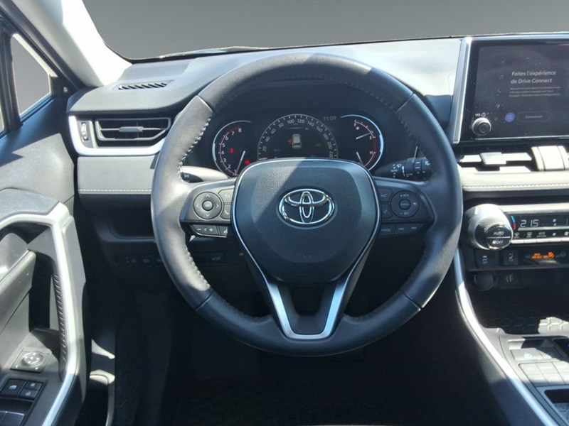 2024 Toyota RAV4 XLE AWD
