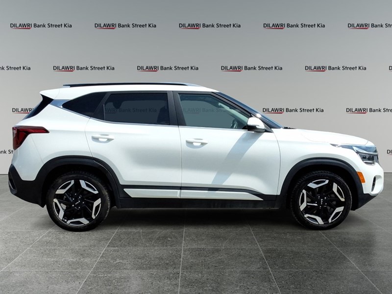 2024 Kia Seltos SX AWD w/Black Interior