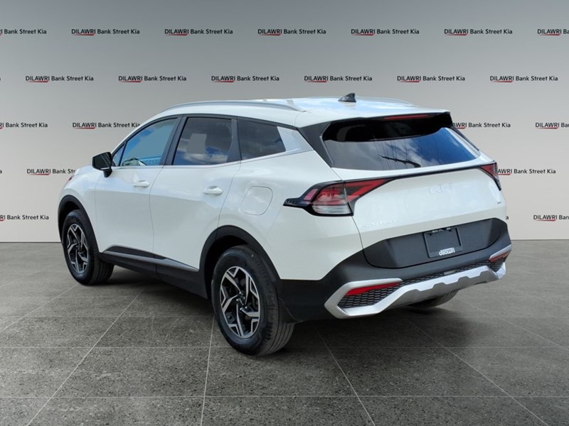 2024 Kia Sportage LX AWD