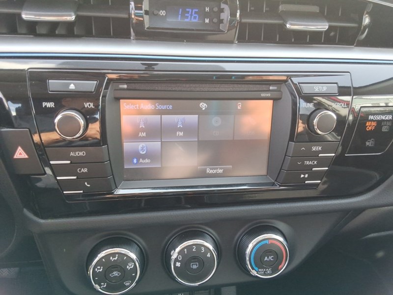 2014 Toyota Corolla 4dr Sdn Man S