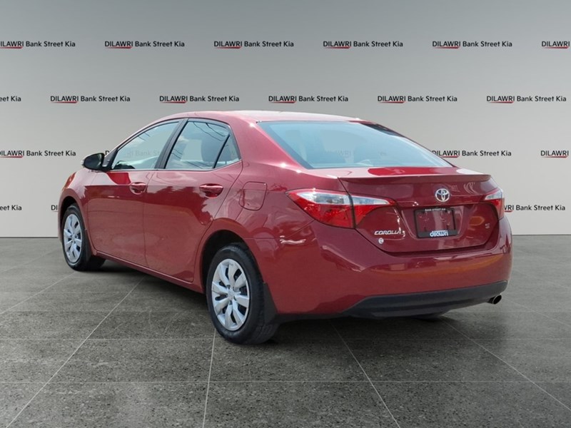2014 Toyota Corolla 4dr Sdn Man S