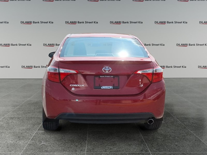 2014 Toyota Corolla 4dr Sdn Man S