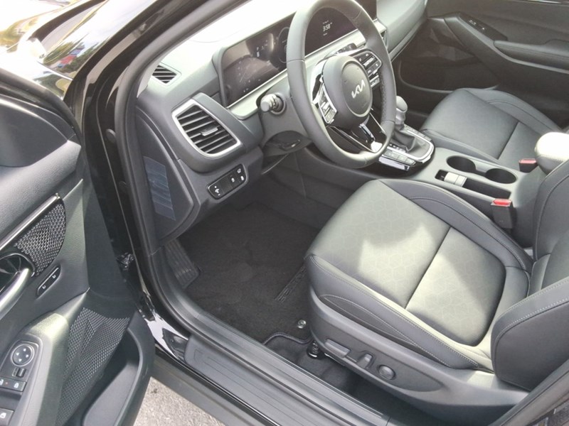 2026 Kia Seltos EX Premium AWD