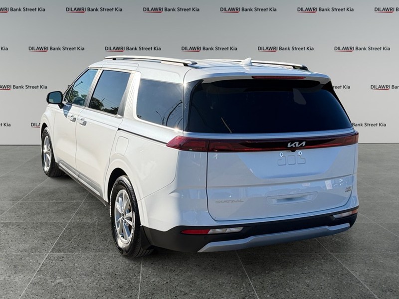 2024 Kia Carnival LX+ FWD