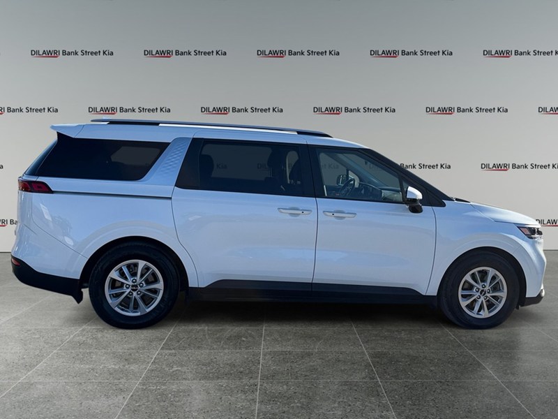2024 Kia Carnival LX+ FWD