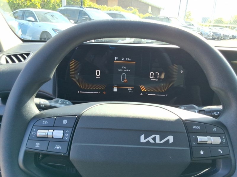 2025 Kia K4 LX FWD