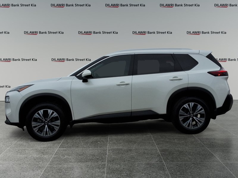 2021 Nissan Rogue FWD SV