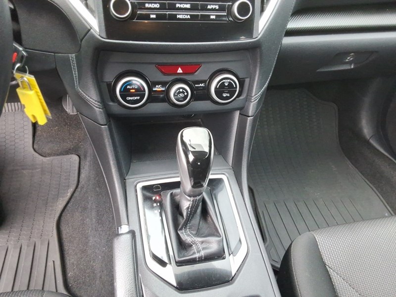 2017 Subaru Impreza 5dr HB CVT Touring