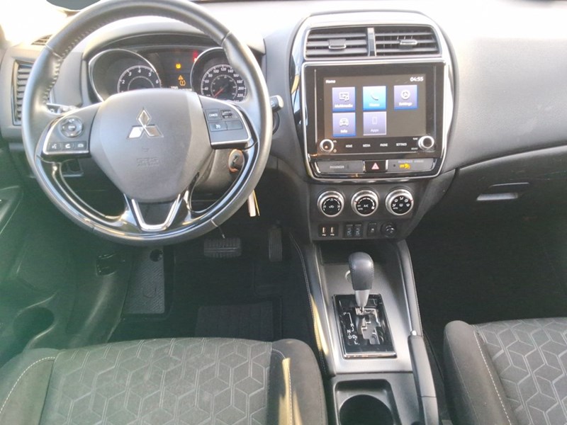 2020 Mitsubishi RVR ES FWD