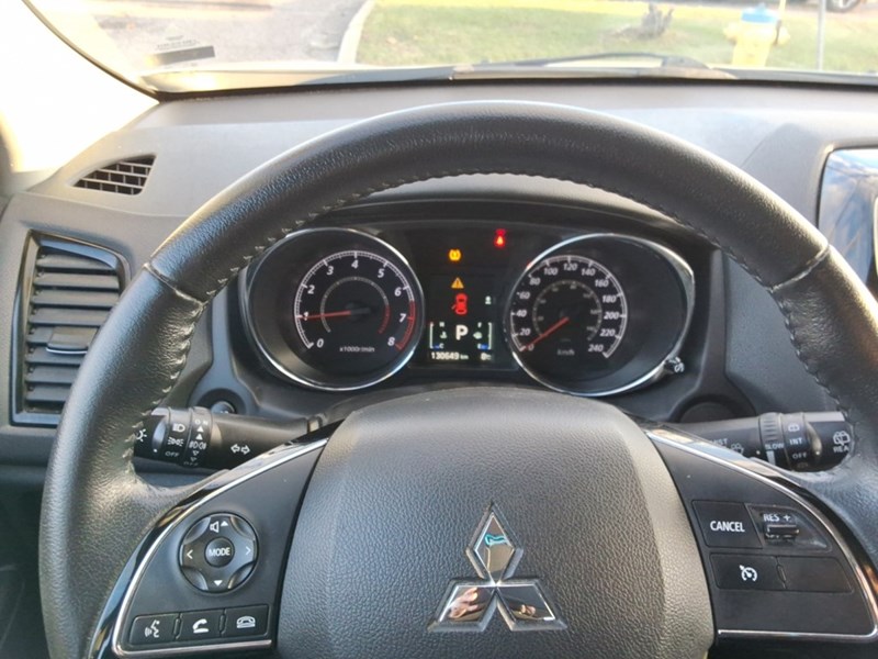 2020 Mitsubishi RVR ES FWD