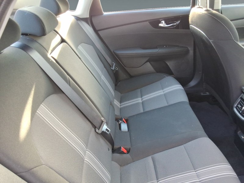 2022 Kia Forte EX IVT