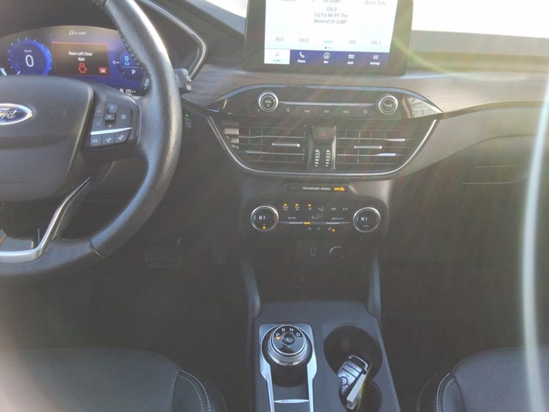 2020 Ford Escape Titanium Hybrid AWD