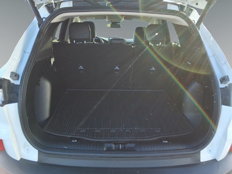 2020 Ford Escape Titanium Hybrid AWD