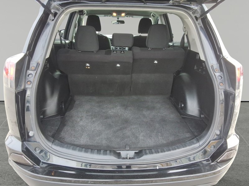 2016 Toyota RAV4 FWD 4dr LE