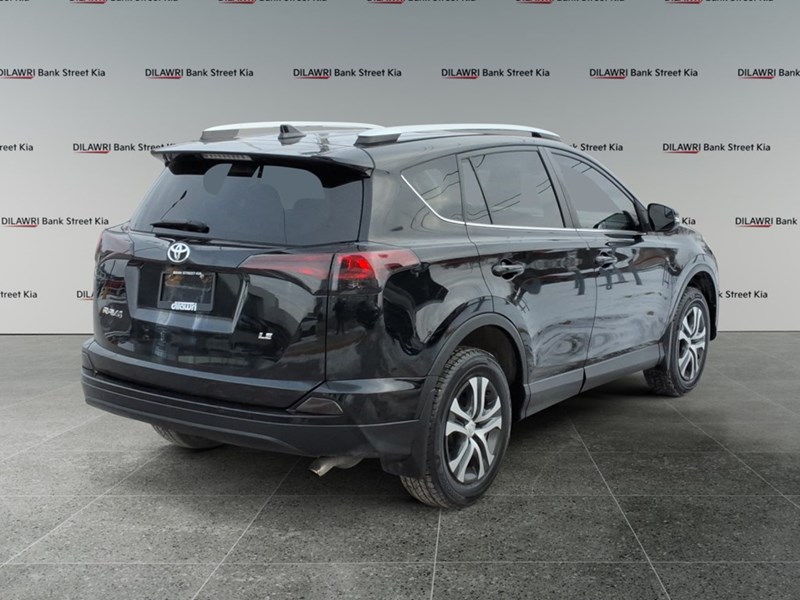 2016 Toyota RAV4 FWD 4dr LE