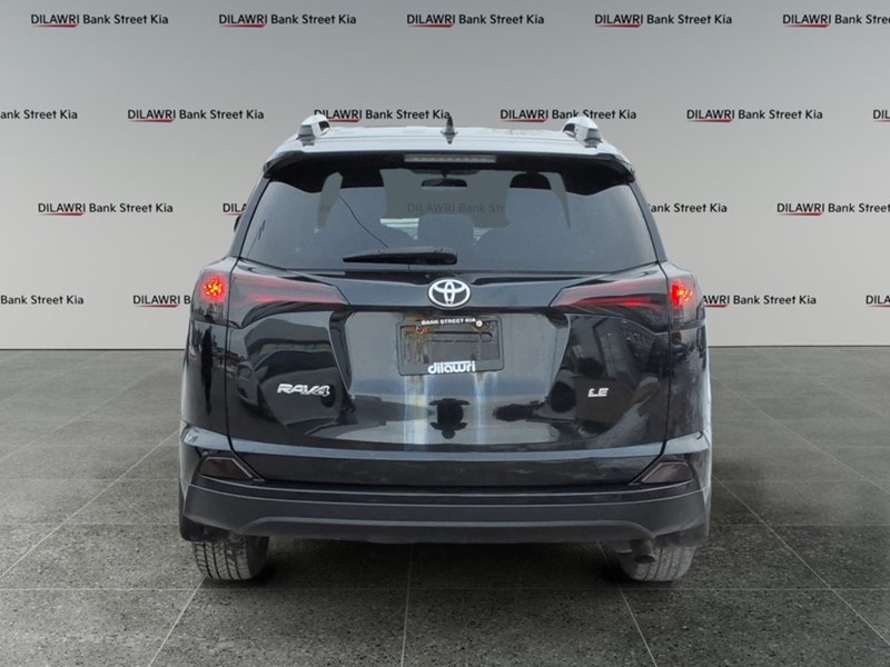 2016 Toyota RAV4 FWD 4dr LE