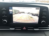 2024 Hyundai Elantra Essential IVT