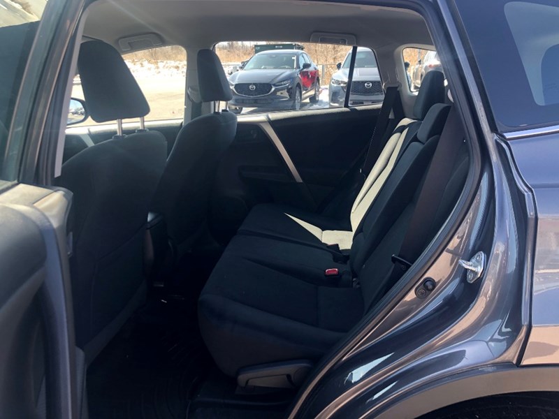 2015 Toyota RAV4 FWD LE