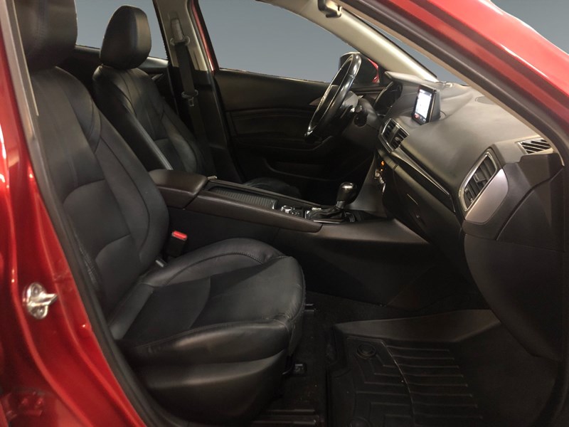 2018 Mazda Mazda3 Sport GT Auto