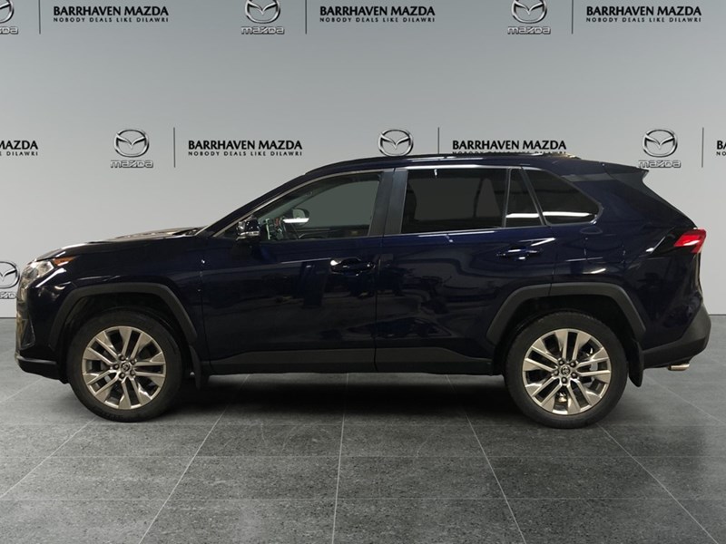2019 Toyota RAV4 AWD XLE Premium | Leather & Sunroof