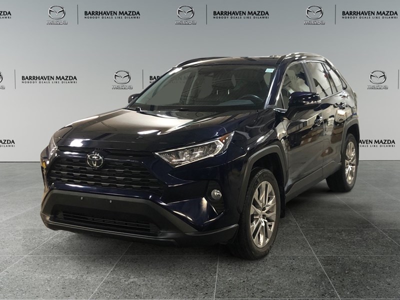2019 Toyota RAV4 AWD XLE Premium | Leather & Sunroof