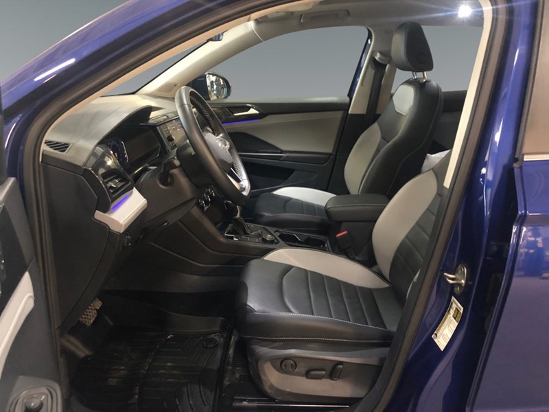 2023 Volkswagen Taos Highline 4MOTION