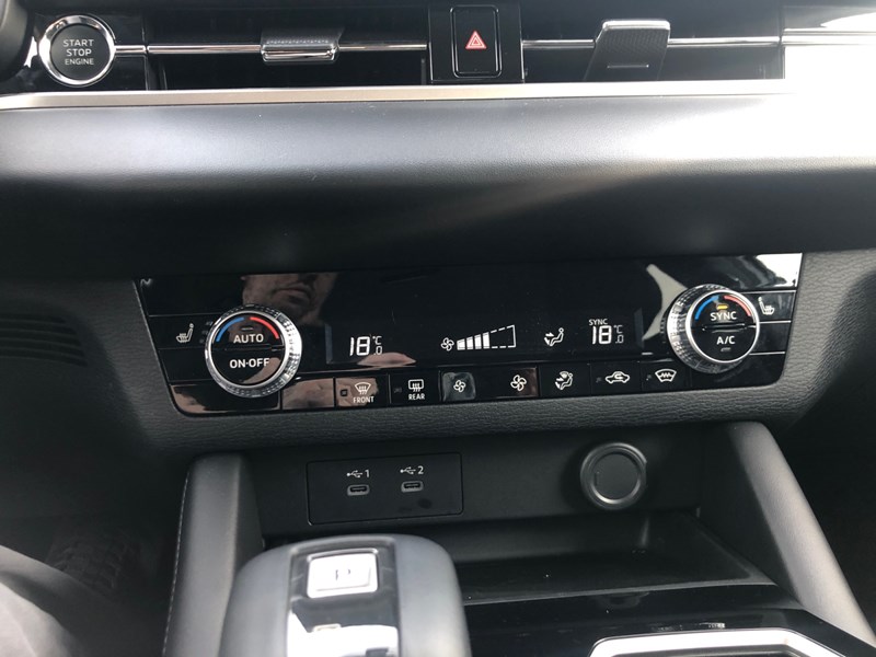 2025 Mitsubishi Outlander ES S-AWC
