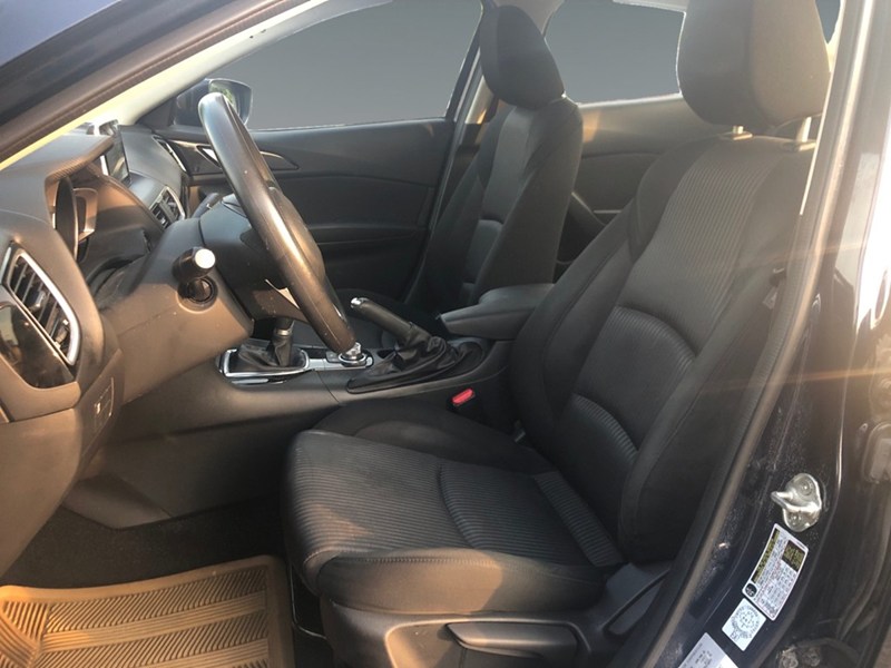 2014 Mazda Mazda3 4dr Sdn Man GS-SKY