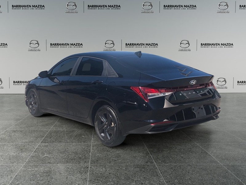 2023 Hyundai Elantra Preferred IVT w/Tech Pkg