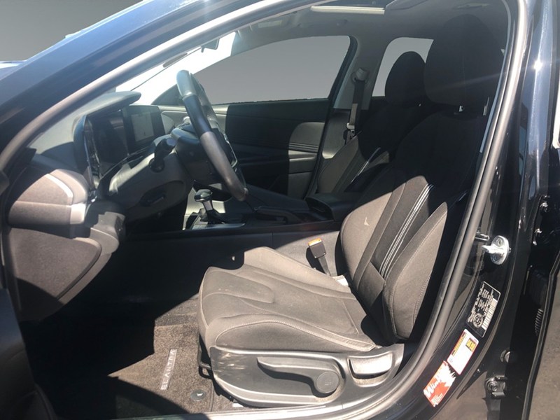 2023 Hyundai Elantra Preferred IVT w/Tech Pkg