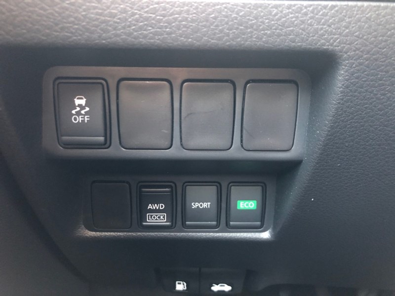 2017 Nissan Rogue AWD 4dr SV