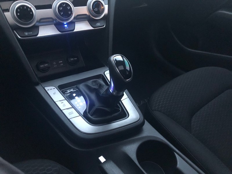 2020 Hyundai Elantra Preferred w/Sun& Safety Pkg | 2 Sets of Tires Incl