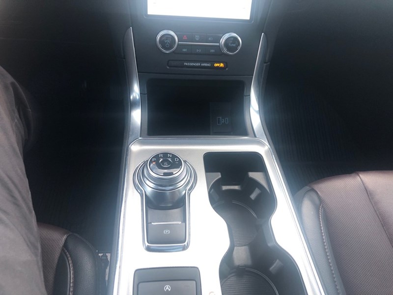 2022 Ford Edge Titanium AWD